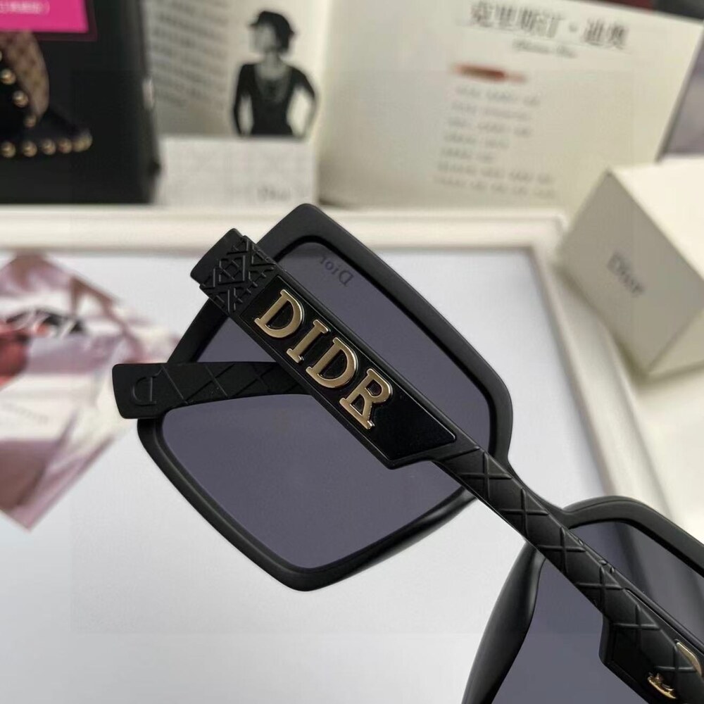 Dior Black Oversized Square Sunglasses - Picture 2 of 4